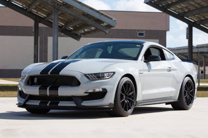 2015 ford shelby gt350 50th anniversary 7699 e1748085909915