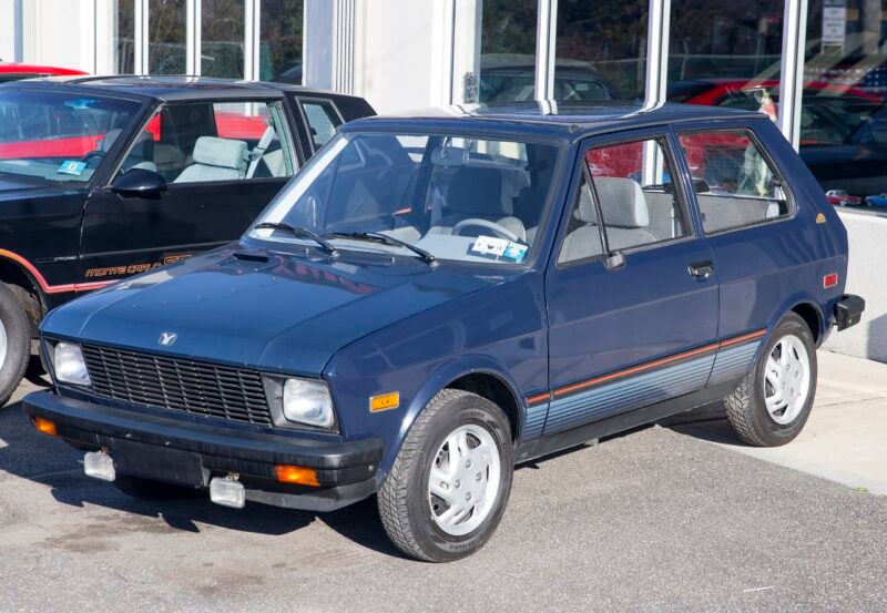 1988 Yugo GV in Blue front left e1751664235915