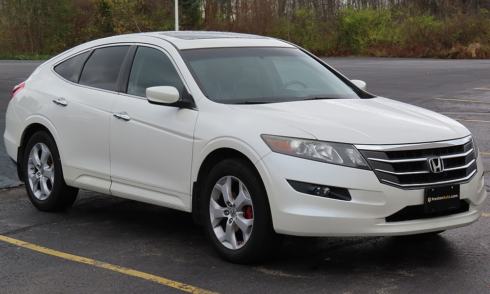 2010 Honda Accord Crosstour EX L 4WD front right 11 13 2022