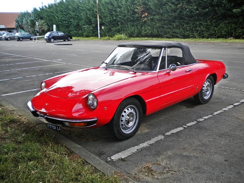 Alfa Romeo Spider Duetto scaled e1758988908708