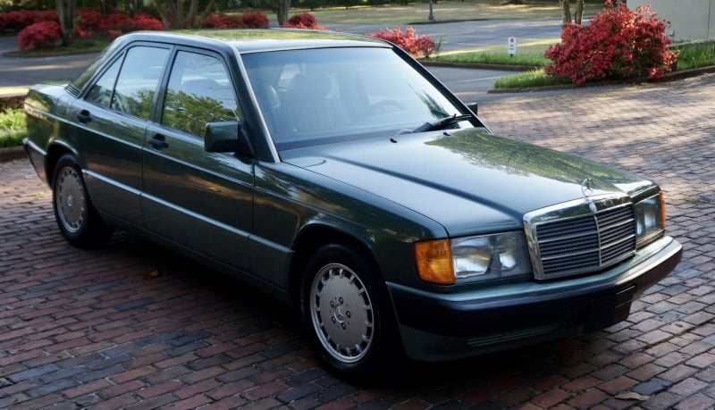 Mercedes Benz 190E 2.6 e1757167447658