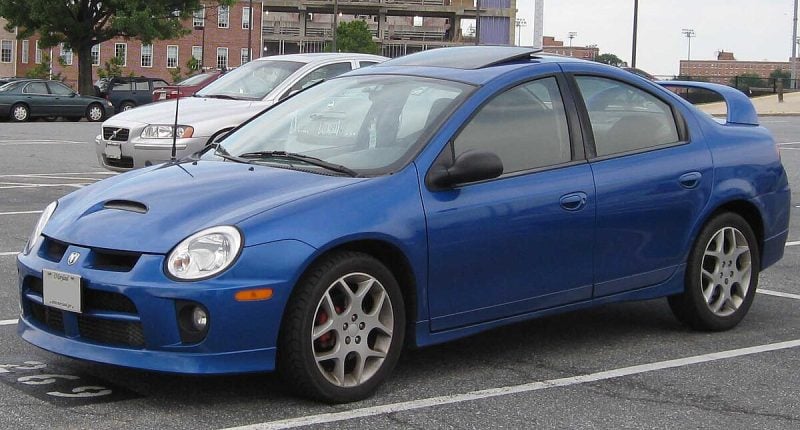 Dodge Neon SRT 4 e1761044137124