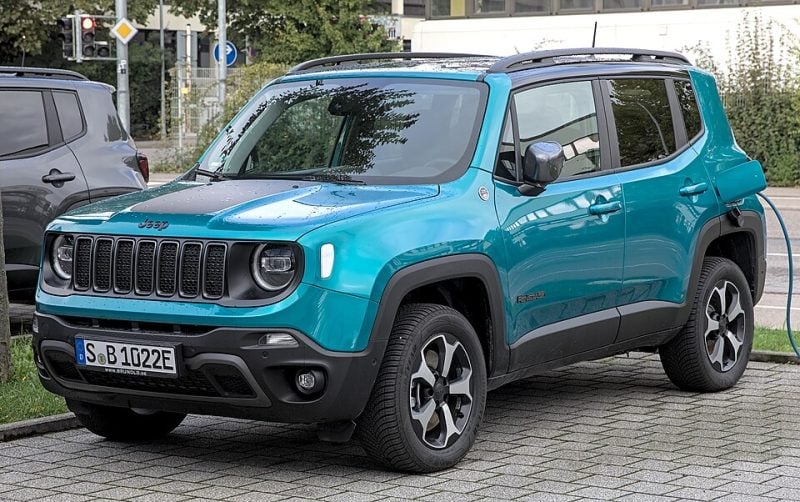 Jeep Renegade 4xe 1X7A6025 e1760180829645