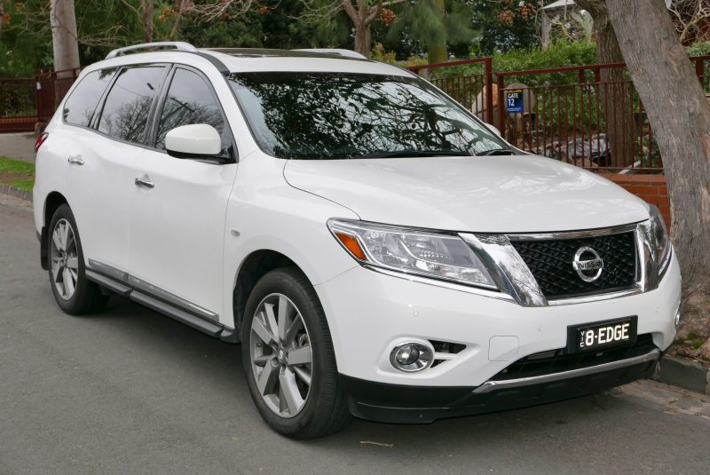 2014 Nissan Pathfinder scaled e1762171912638
